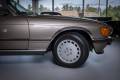 28_9. MERCEDES BENZ 300 SL (R 107)